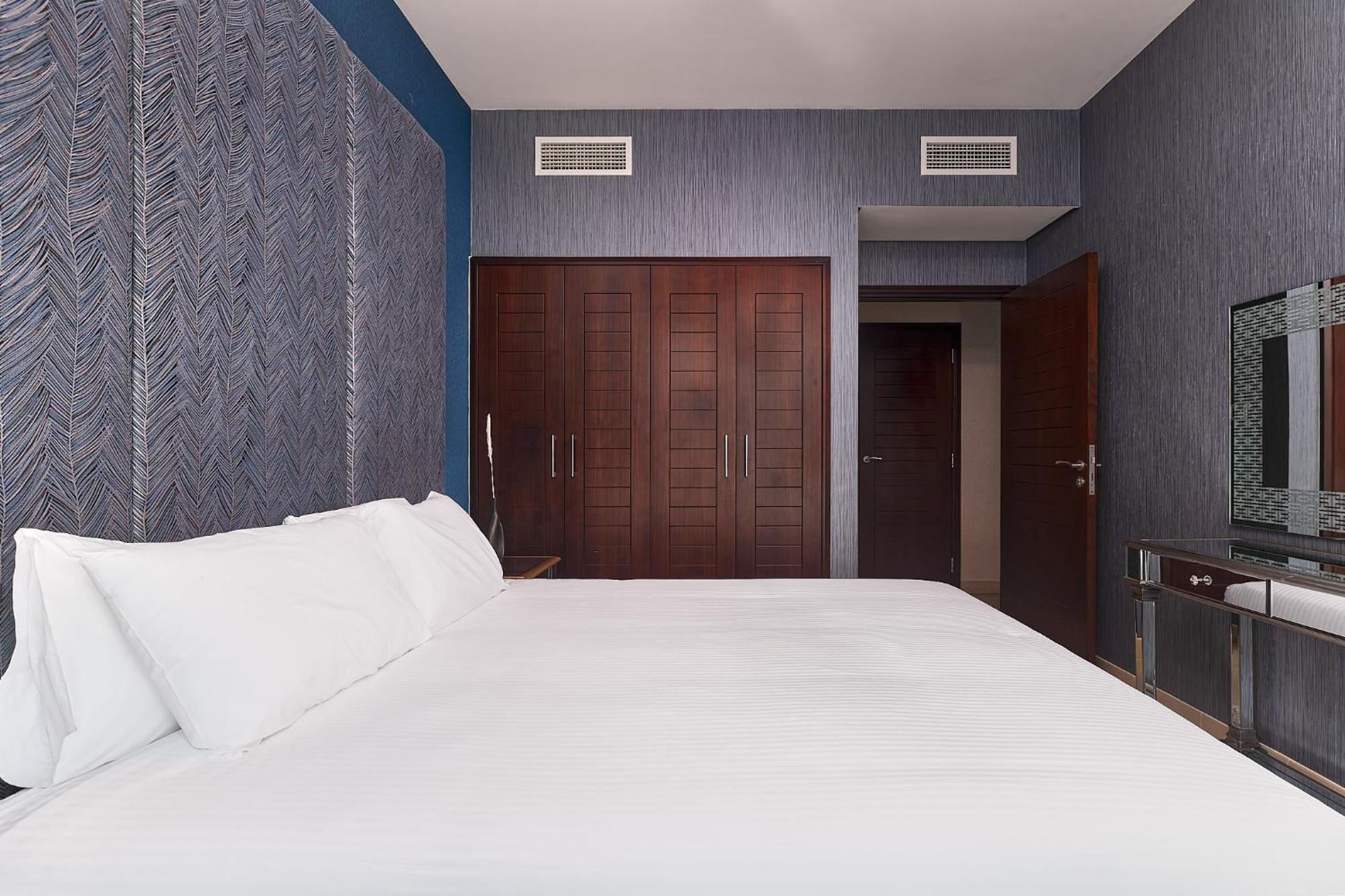 Bellavista Boulevard Spacious 2 Bedroom With Maids Burj Khalifa And Fountain View Apartment